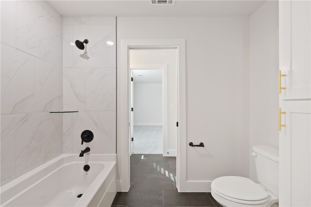 TUSCANY PH 3-CENTERTON - Residential