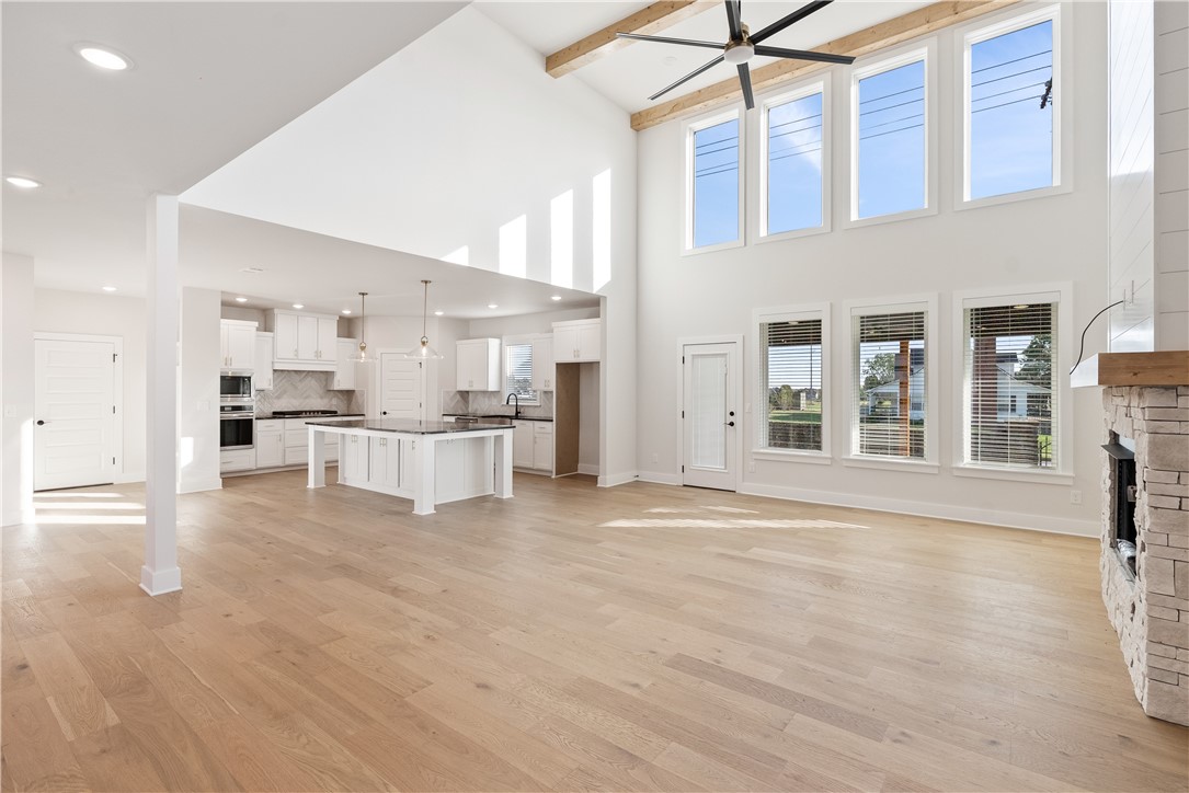 TUSCANY PH 3-CENTERTON - Residential