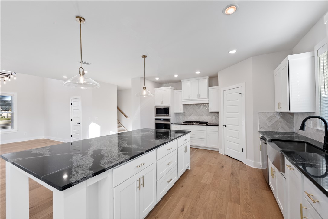 TUSCANY PH 3-CENTERTON - Residential