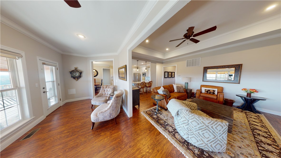 Unit 11 Holiday Island - Residential