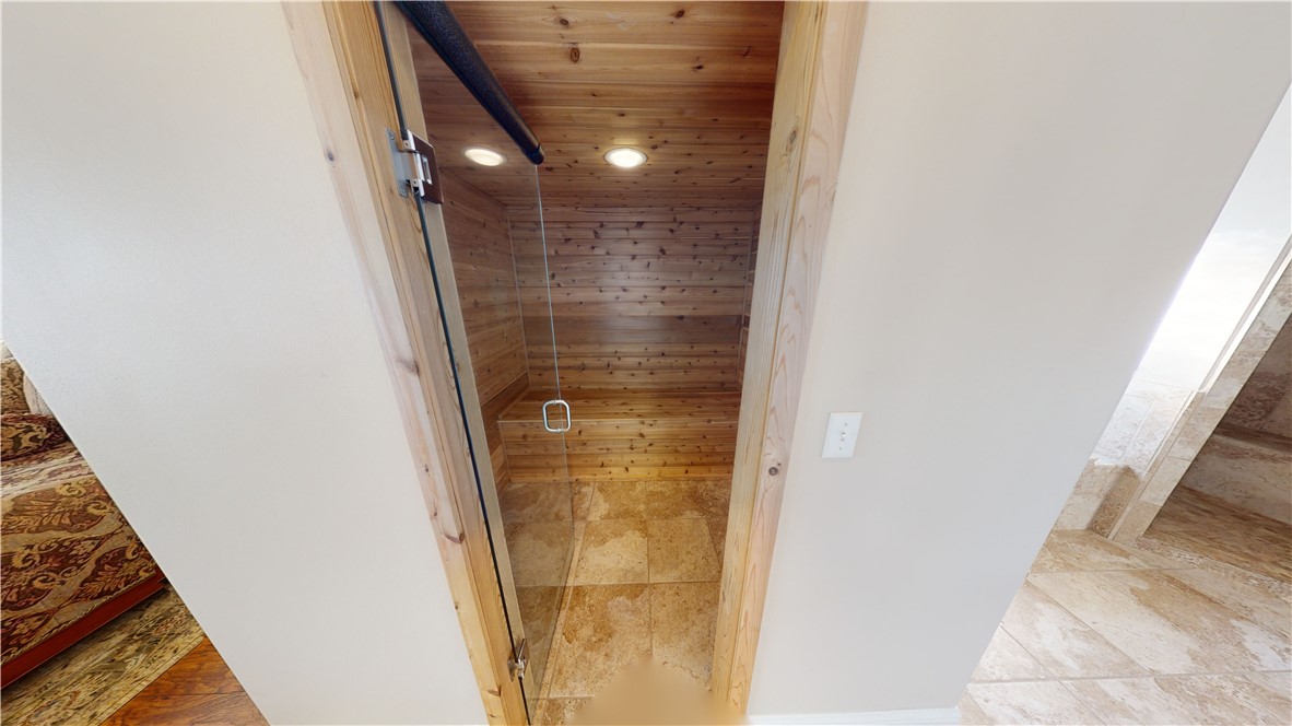Unit 11 Holiday Island - Residential