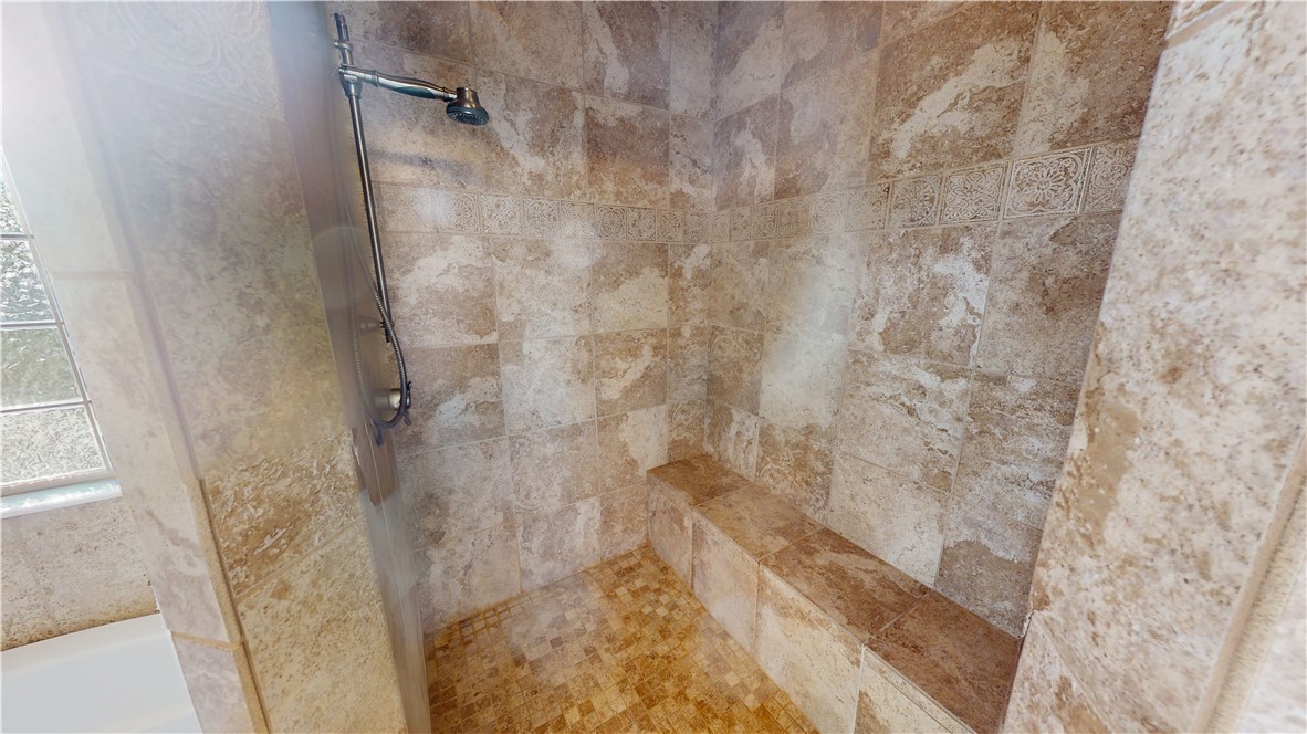 Unit 11 Holiday Island - Residential