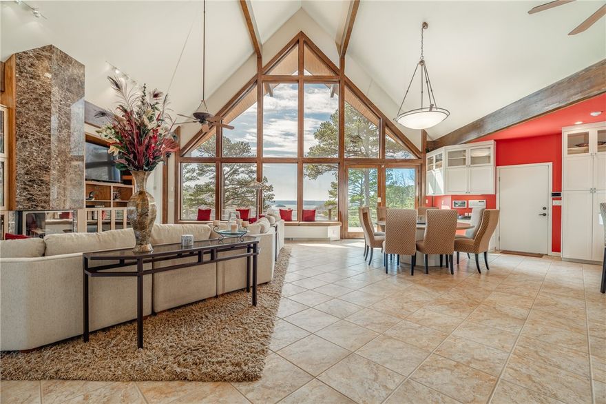 Unbelievable opportunity to own 100+ acres along Beaver Lake. Stunning home with amazing lake views. Guest house and 6 boat slips. Don’t let this once in a lifetime opportunity pass you by.