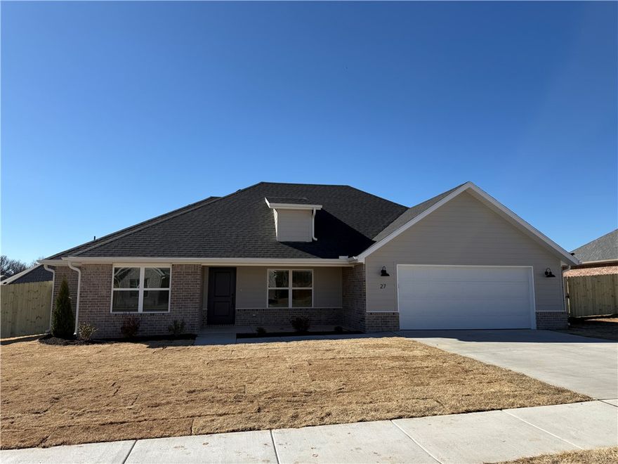 New construction in the Heart of Farmington. Great split layout with 4 bedrooms and upgrades throughout. Kitchen has thick granite, stainless appliances including a gas range, tall cabinetry and a spacious island with barstool seating. Walking distance to Creekside Park. Home comes with Blinds, Gutters, and a fully Sod Yard. Also has LVP throughout home, no carpet.