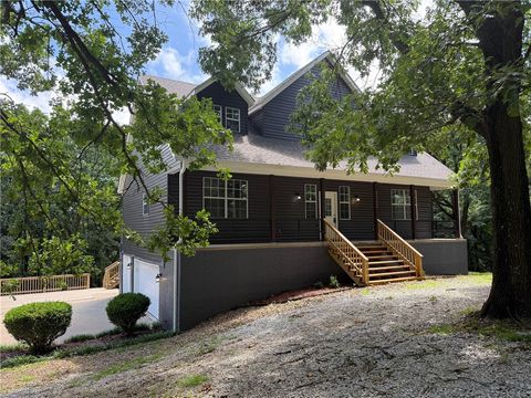 Photo of 23122 N Hickory Flat Road, Hindsville, AR 72738 (MLS # 1329696)
