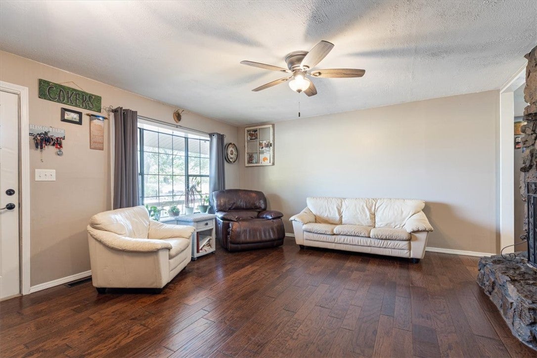 13071 S Highway 43