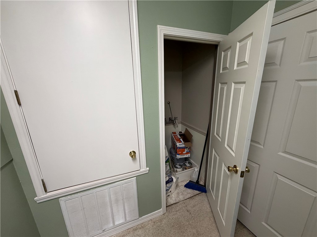 Oak Trace 2 - Commercial Lease