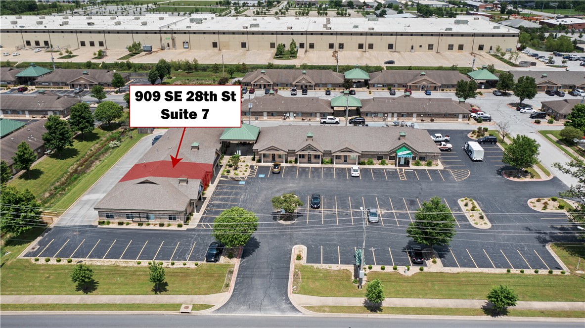 Oak Trace 2 - Commercial Lease