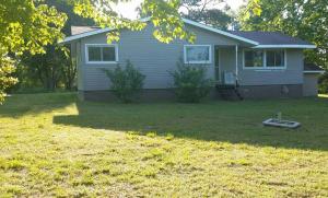 Country living is what you will have in this cute ranch style home that has so much to offer for such a little amount. Property sold AS IS WHERE IS, Case # 031-427308. Must be bid online at www.hudhomestore.com, Property managed by Chronos Solutions.