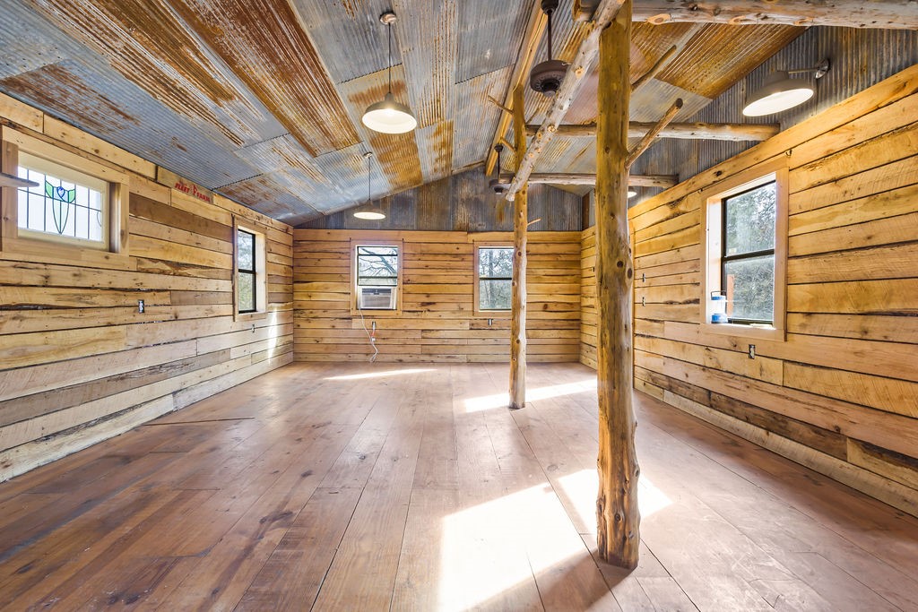 Goshen Land - Residential