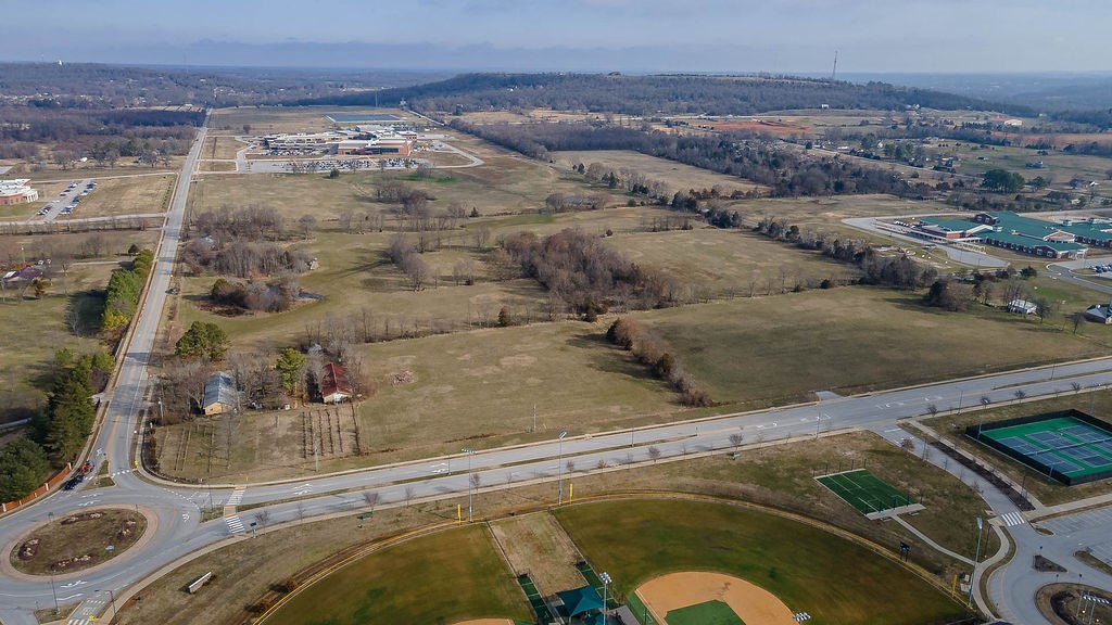 Springdale Outlots - Land