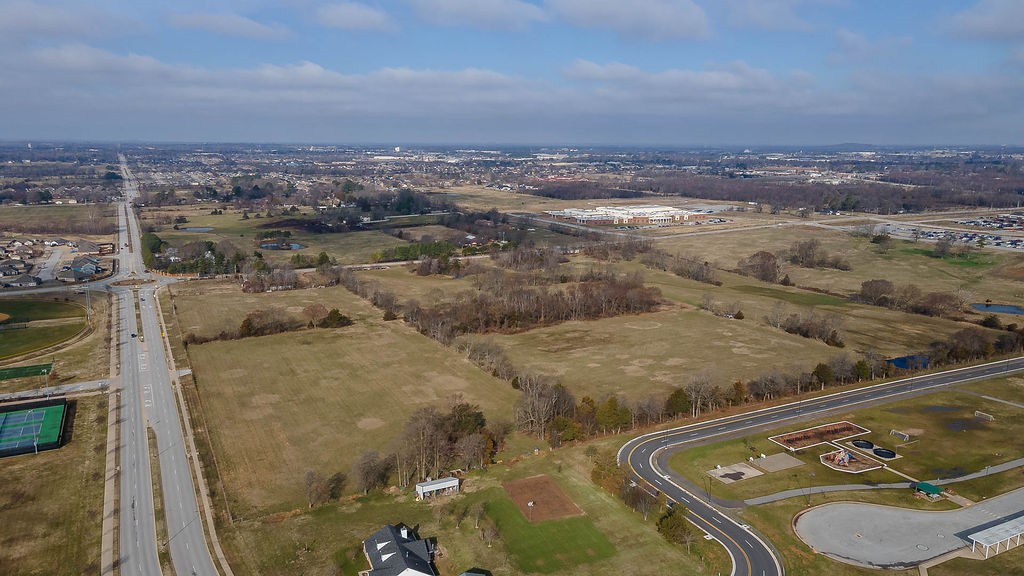 Springdale Outlots - Land