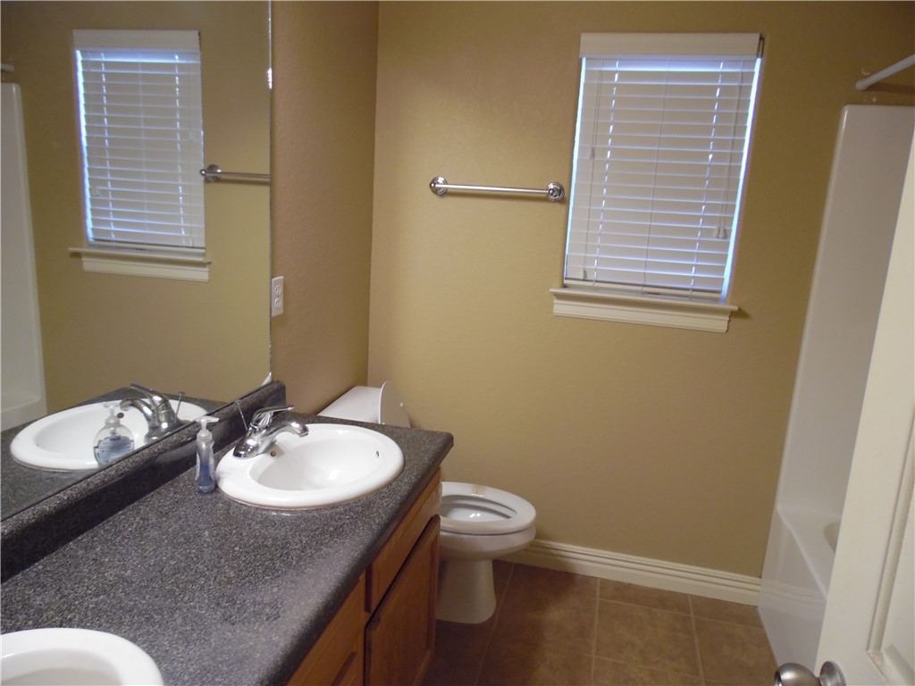 Stoneburrow Add Ph II Bentonville - Residential Lease