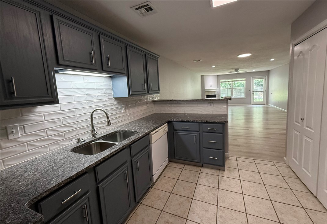 SUN BRIDGE SUB PH 2-ROGERS - Residential