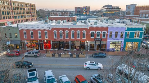 106-112 E Central Avenue Bentonville AR 72712