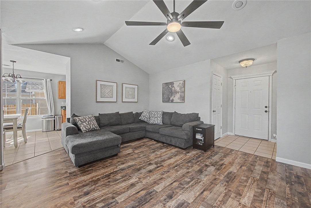 2306 SW Choctaw