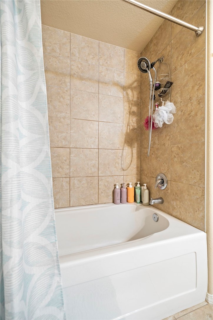 Lakewood Sub Ph Ii Lowell - Residential