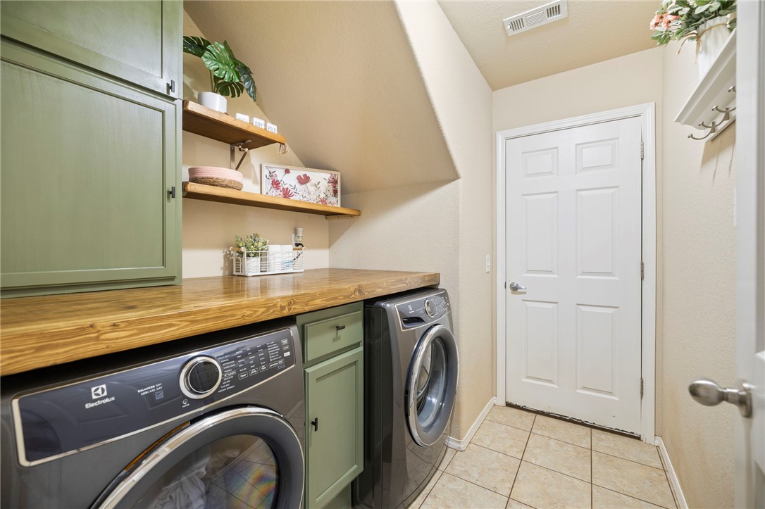 Lakewood Sub Ph Ii Lowell - Residential