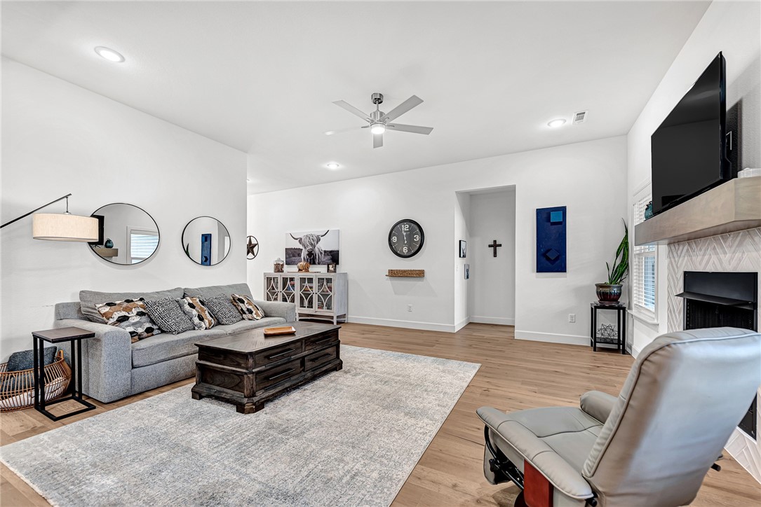 Sienna At Coopers Farm - Residential