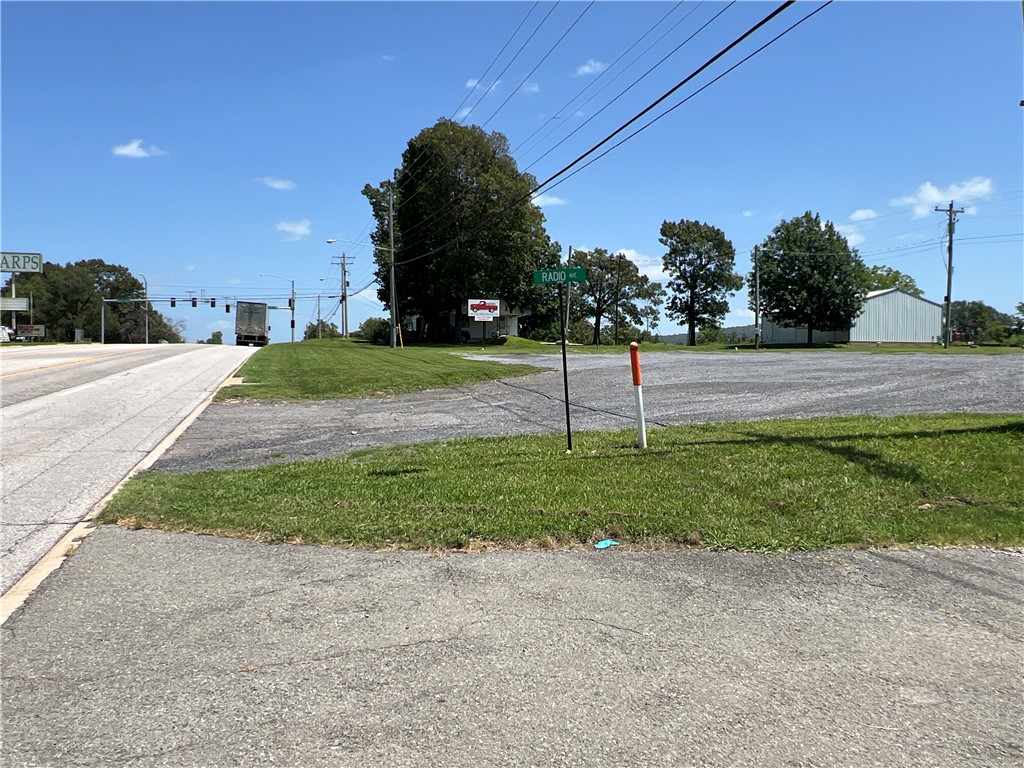 Discover an exceptional commercial opportunity with this 0.96-acre high visibility vacant land located at 705 N Hwy 65, Marshall, Arkansas. Featuring prime highway frontage, this property is perfectly positioned for commercial use, offering excellent visibility for businesses. Currently set up for food trucks, it boasts 3 hookups, providing versatile opportunities for various business ventures. Essential utilities, including electric, water, and sewage, are already in place, ensuring a seamless setup for your commercial needs. Don't miss the chance to establish your business in this strategic location!