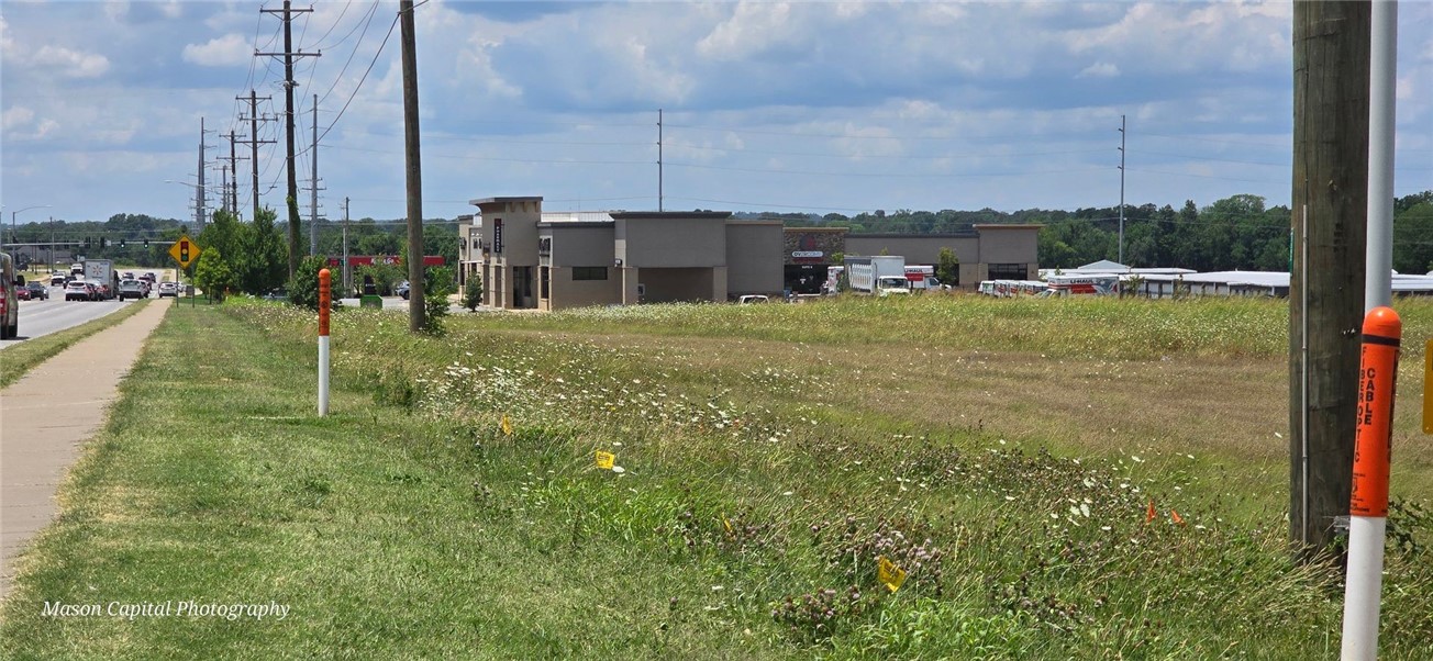 RIVERWALK FARMS COMMERCIAL SUB PH I-BENT - Land