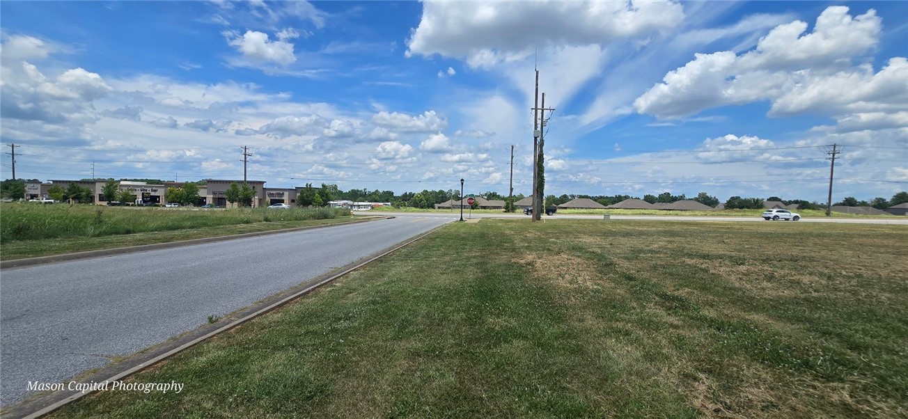 RIVERWALK FARMS COMMERCIAL SUB PH I-BENT - Land