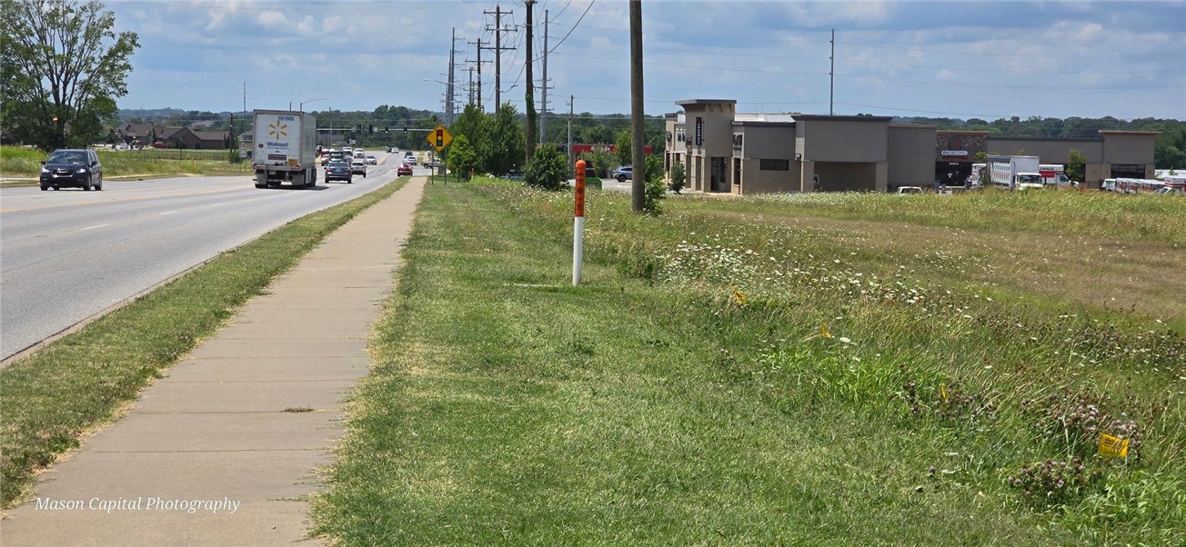 RIVERWALK FARMS COMMERCIAL SUB PH I-BENT - Land