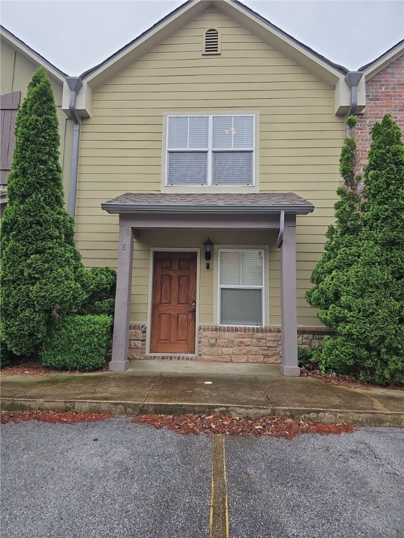 Great 2 bed 2 1/2 bath townhouse in Johnson, just minutes from shopping and restaurants. Hardwood flooring through main living area and lots of crown molding. Living room features electric fire place. Kitchen includes refrigerator and over range microwave. 1/2 bath on main level. Both bedrooms have full baths and large closets. Private patio area. Washer and dryer included. Lawncare included.