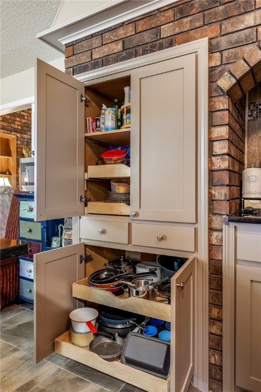 03-19-29-RURAL - Residential