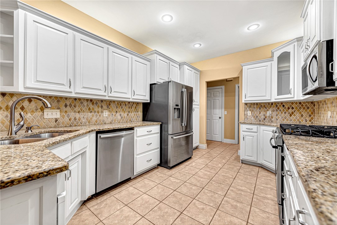 Cobblestone Place - Residential