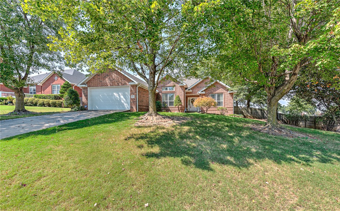Cobblestone Place - Residential