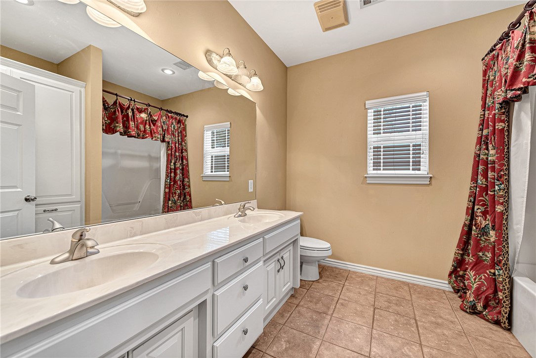Cobblestone Place - Residential