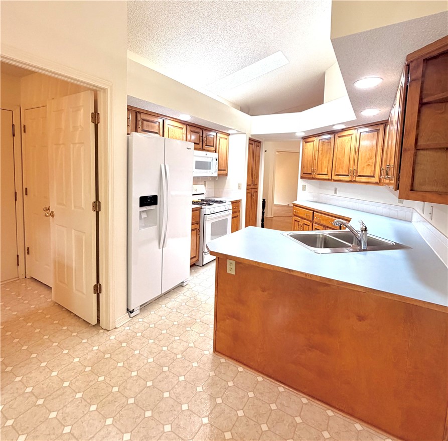 Coventry Sub Bvv - Residential Lease