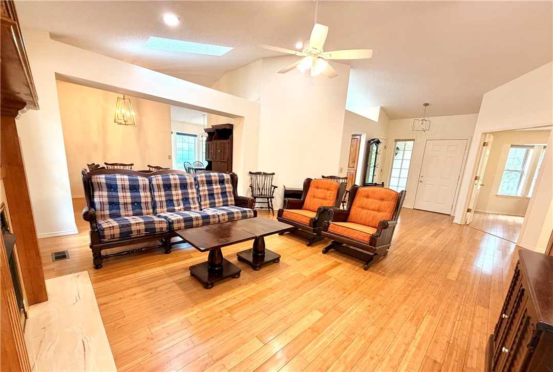 Coventry Sub Bvv - Residential Lease