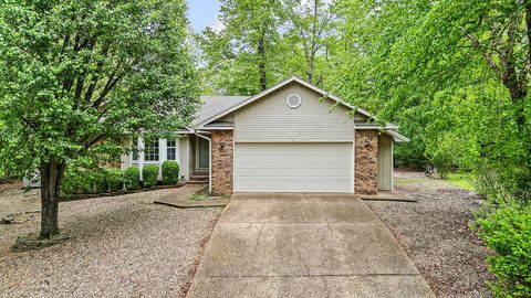 Photo of 11 Blakeney Lane, Bella Vista, AR 72714 (MLS # 1343192)