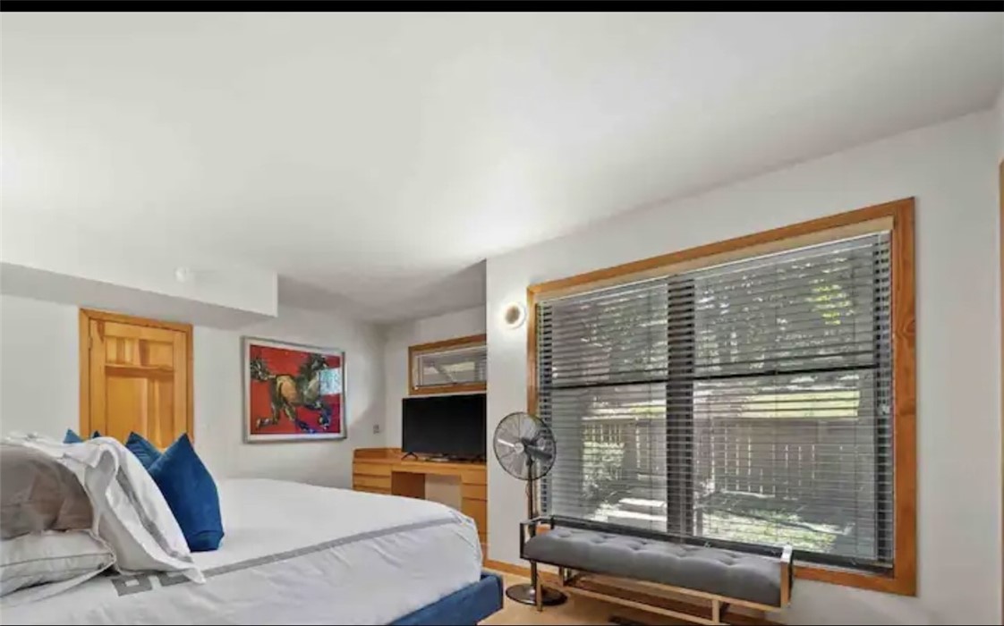 Sunset Woods - Residential