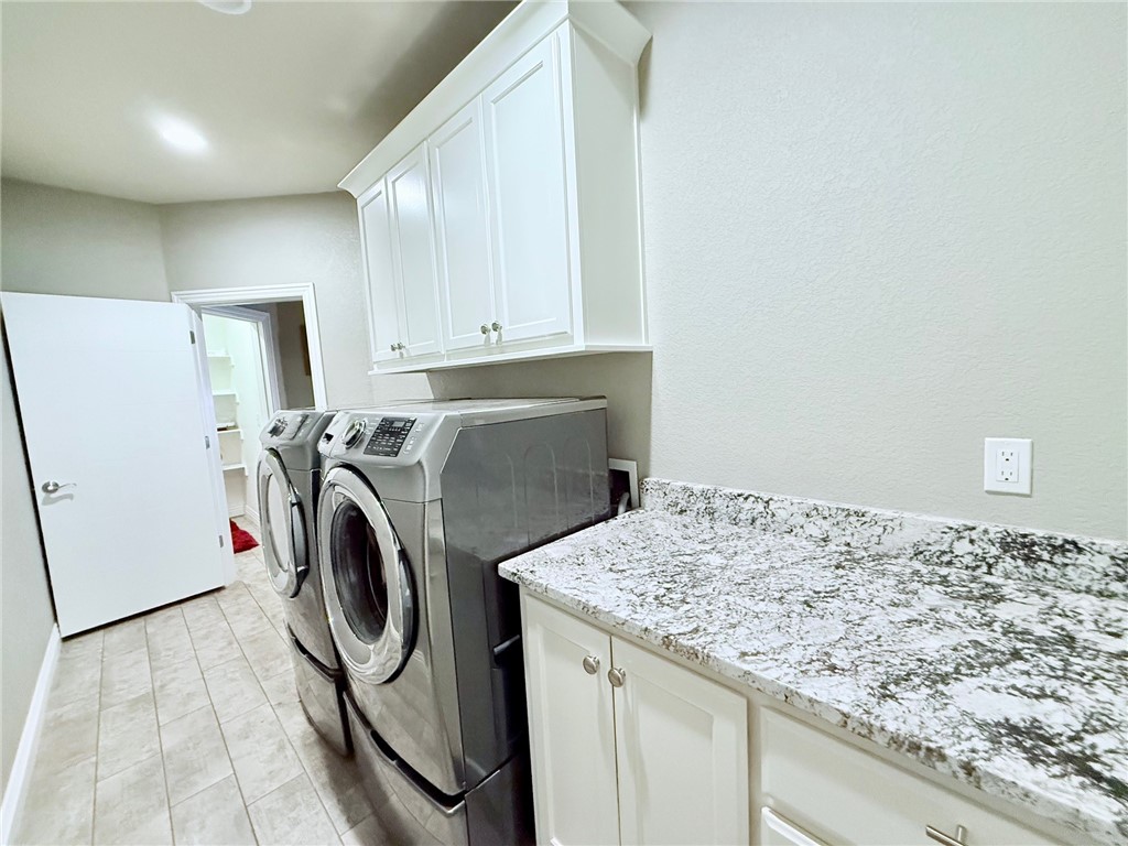 Town Homes At Forest Hills - Residential Lease