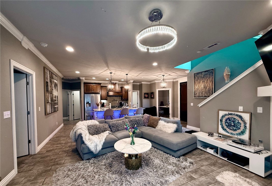 Town Homes At Forest Hills - Residential Lease