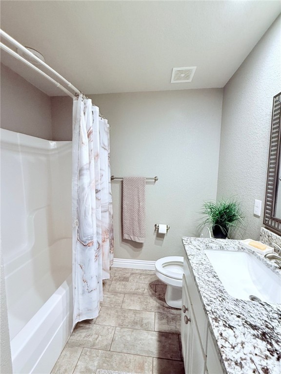 Town Homes At Forest Hills - Residential Lease