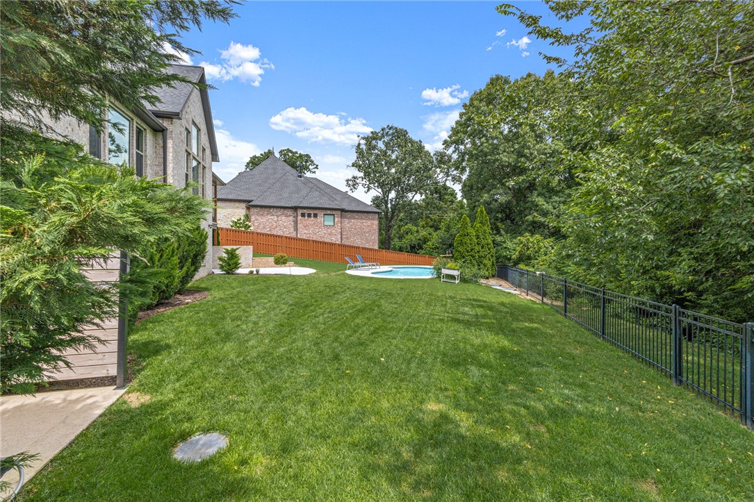 Oak Tree Centerton - Residential