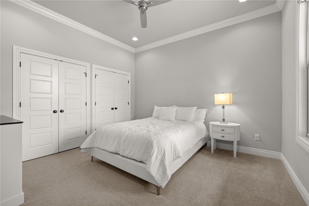 Oak Tree Centerton - Residential