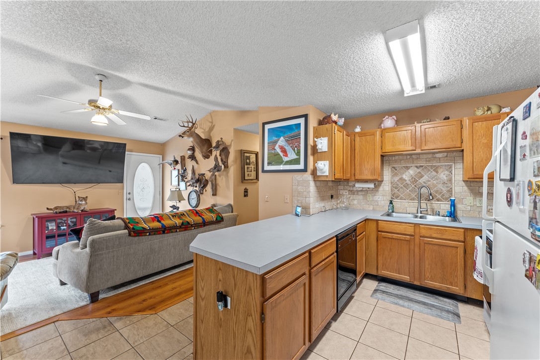 Pine Crest Add Ph I - Residential