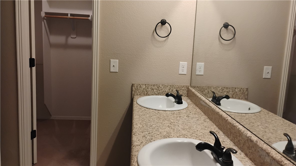 Willow Crossing Ph I Centerton - Residential Lease