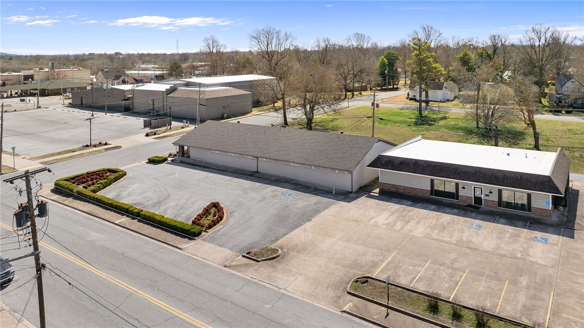 Railroad Add - Commercial Lease