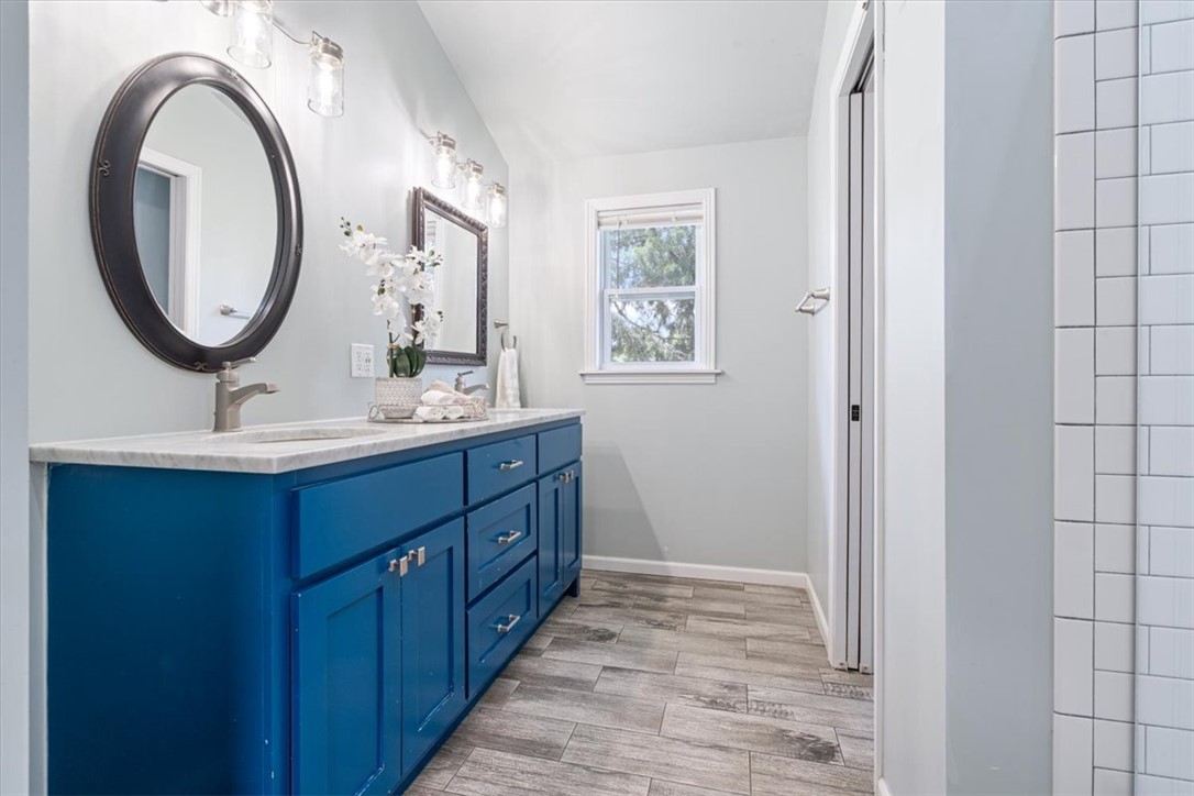 University View Sub Siloam Spgs - Residential