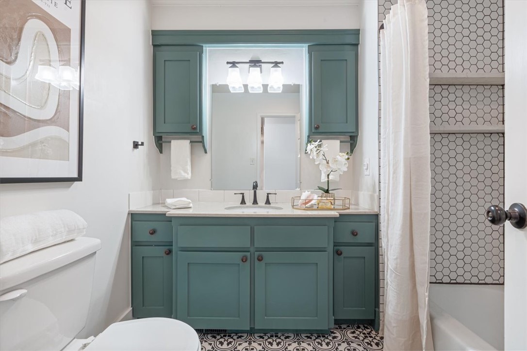 University View Sub Siloam Spgs - Residential