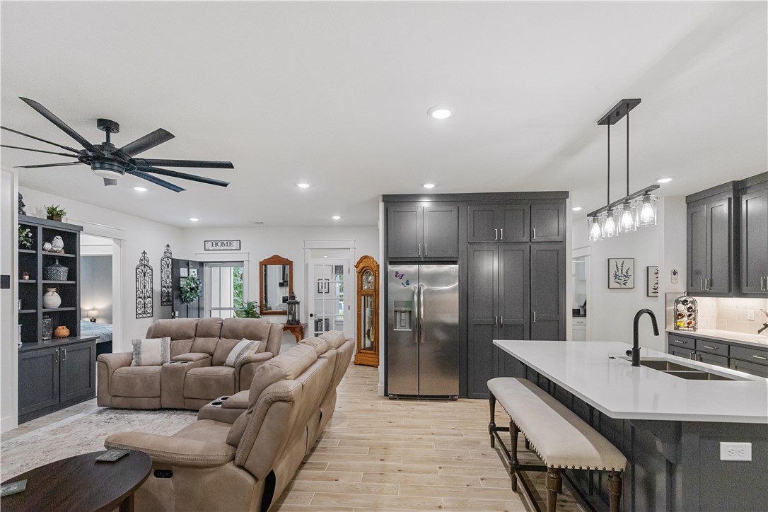 Renfrew Sub Bvv - Residential