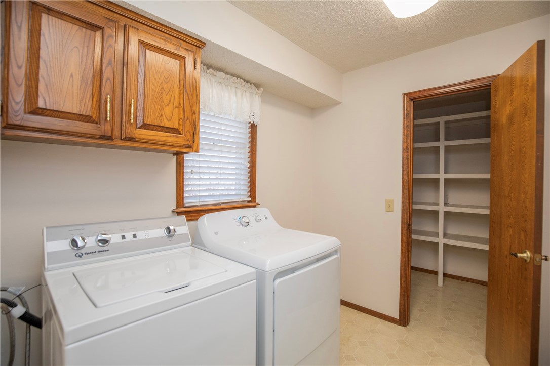 Oxford Sub Bvv - Residential Lease