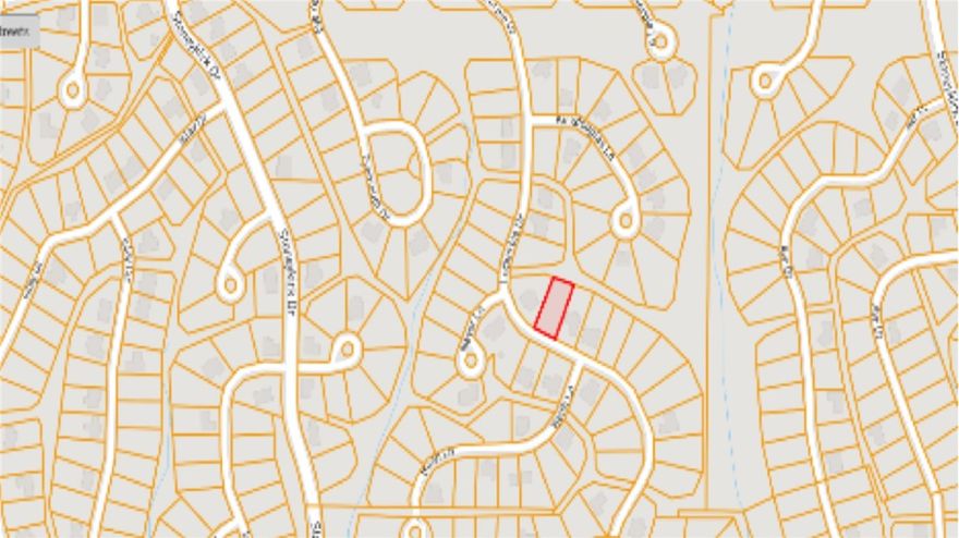 Nice wooded lot in the heart of all there is to do in Bella Vista.