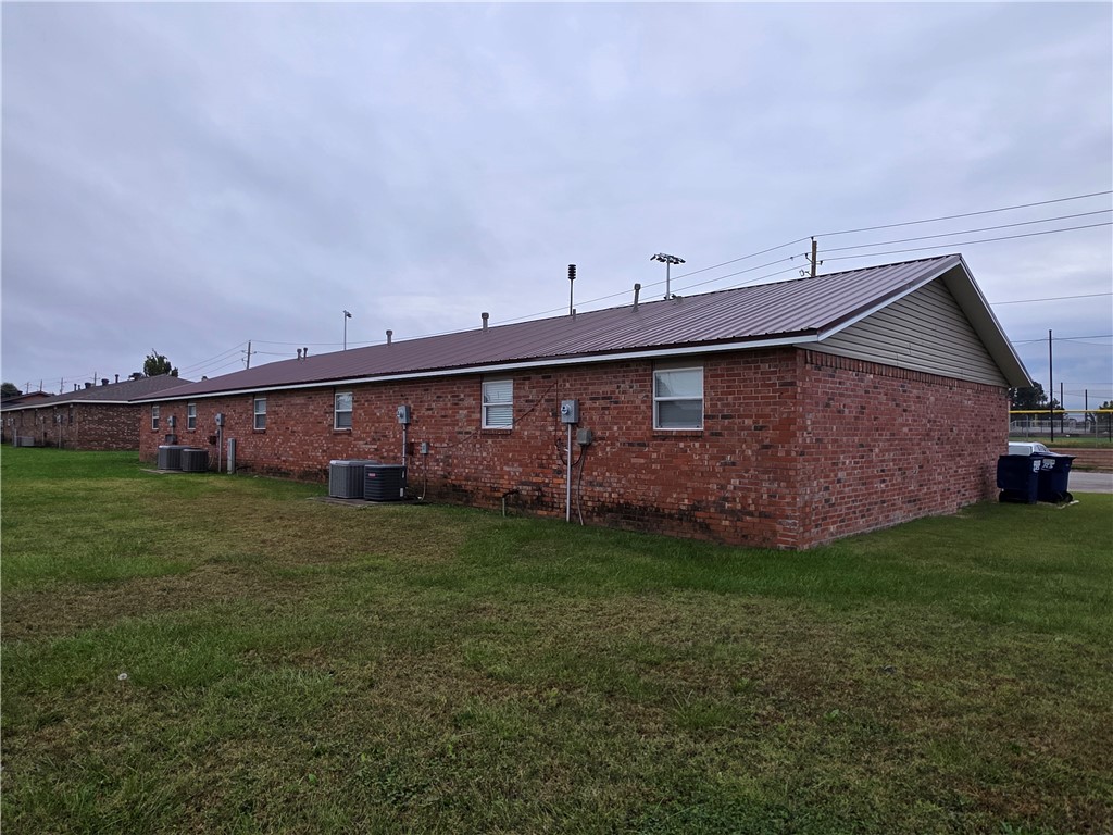 SUNSET MANOR PH 2-ROGERS - Residential Income